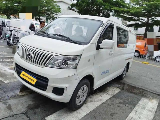 Ruixing M80 2019 Model 1.5L Basic 4-Seat Single Oven Air Conditioning National VI Flat Top Rear Hatchback DAM15KR