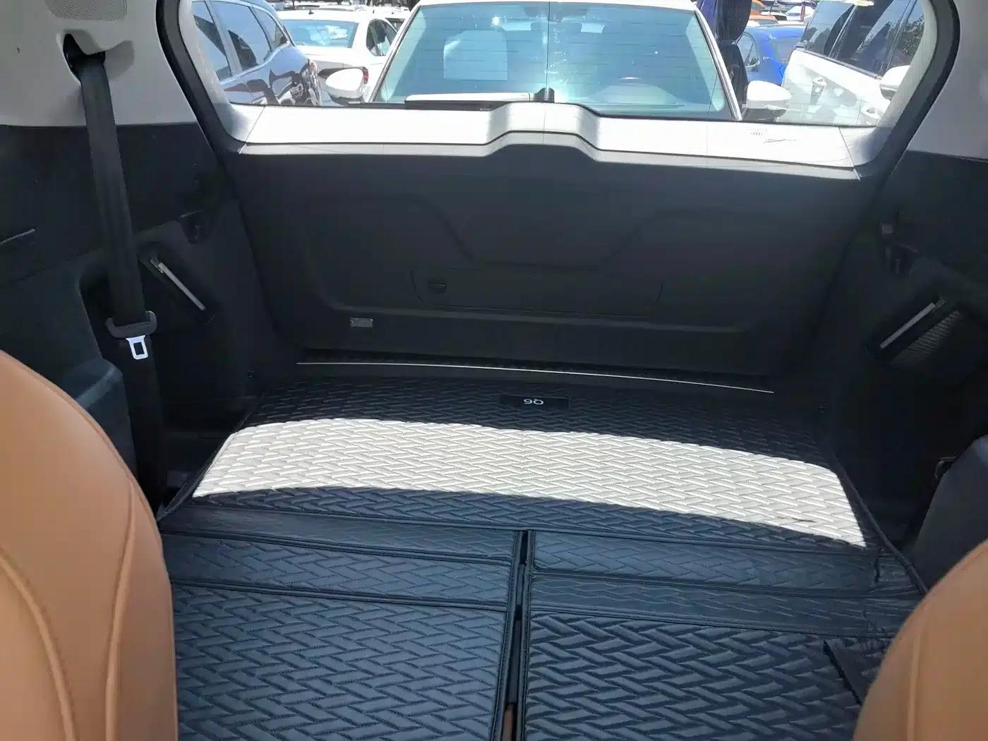 Audi Q6 2024 45 TFSI quattro Qiyun Edition Yulin Package 6-seater — миниатюра 12
