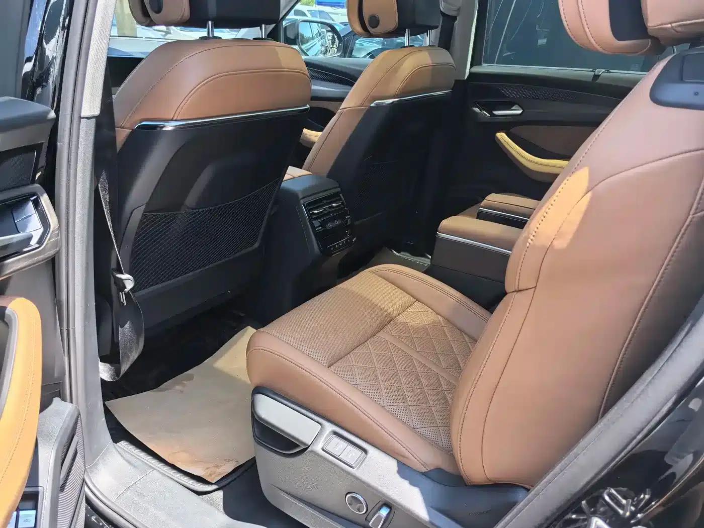 Audi Q6 2024 45 TFSI quattro Qiyun Edition Yulin Package 6-seater — миниатюра 8