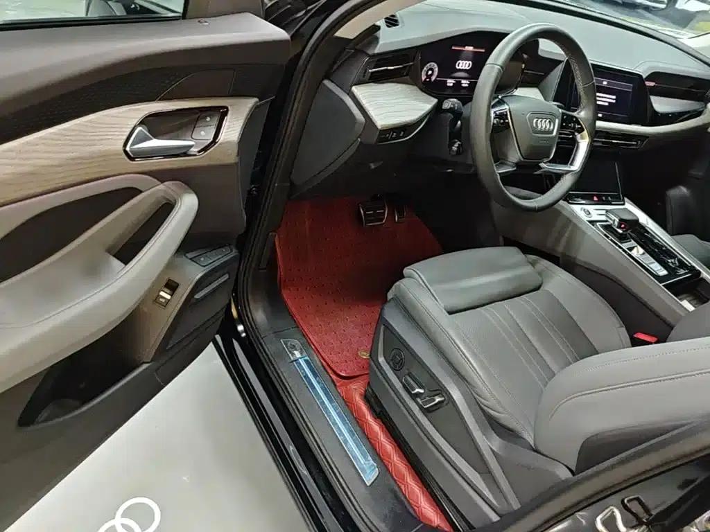 Audi Q6 2023 45 TFSI quattro Qiyun Edition Light Feather Package — миниатюра 16