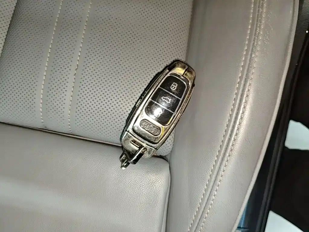 Audi Q6 2023 45 TFSI quattro Qiyun Edition Light Feather Package — миниатюра 9