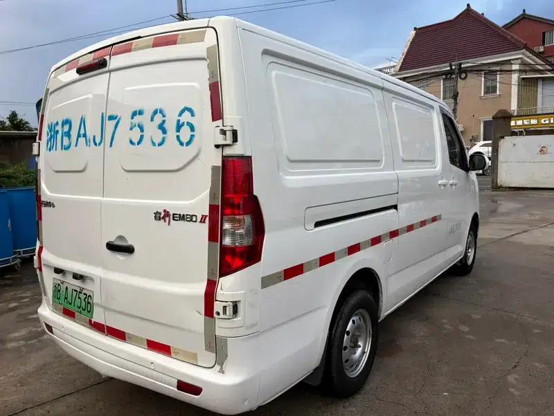 Ruixing EM80 2023 Model, Flat Top, Double Door, 2 Seats, 41.86kWh — миниатюра 6