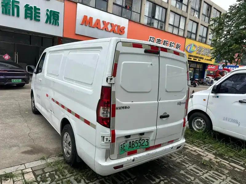 Ruixing EM80 2022 Model, Flat Top, Double Door, 2 Seats, 60kW — миниатюра 4