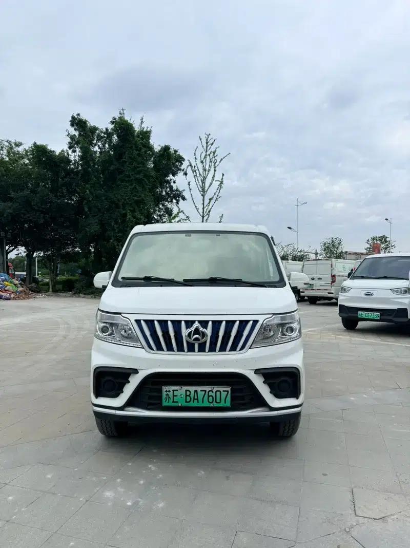 Ruixing EM80 2024 Wealth Edition, French Door, 6 Seats, 41.86kWh — миниатюра 2