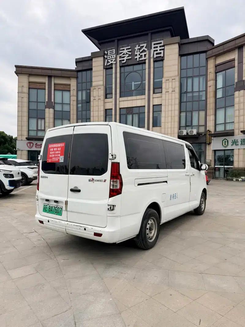 Ruixing EM80 2024 Wealth Edition, French Door, 6 Seats, 41.86kWh — миниатюра 6