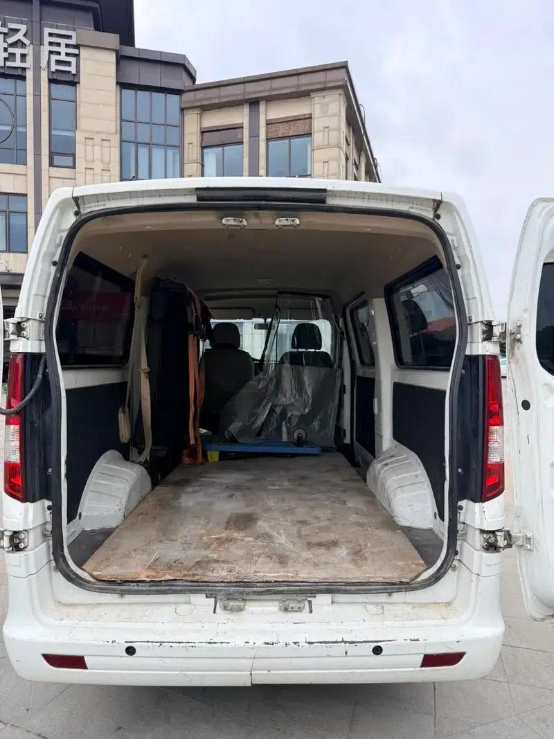 Ruixing EM80 2024 Wealth Edition, French Door, 6 Seats, 41.86kWh — миниатюра 9