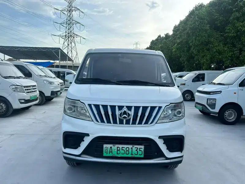 Ruixing EM80 2024 Comfort Model, Double Door, 6 Seats, 270km Range, 41.86kWh — миниатюра 2