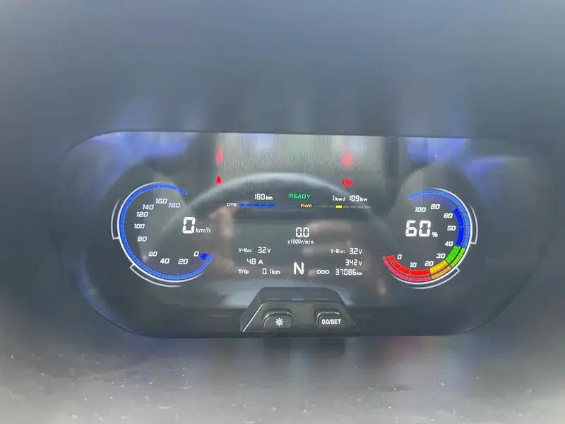 Ruixing EM80 2025 Elite Edition, 6-seater, 300km/h, double doors, 70kW — миниатюра 7