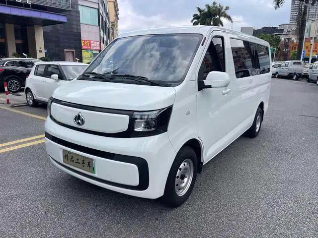 Ruixing EM80 2025 Elite Edition, 6-seater, 300km/h, double doors, 70kW