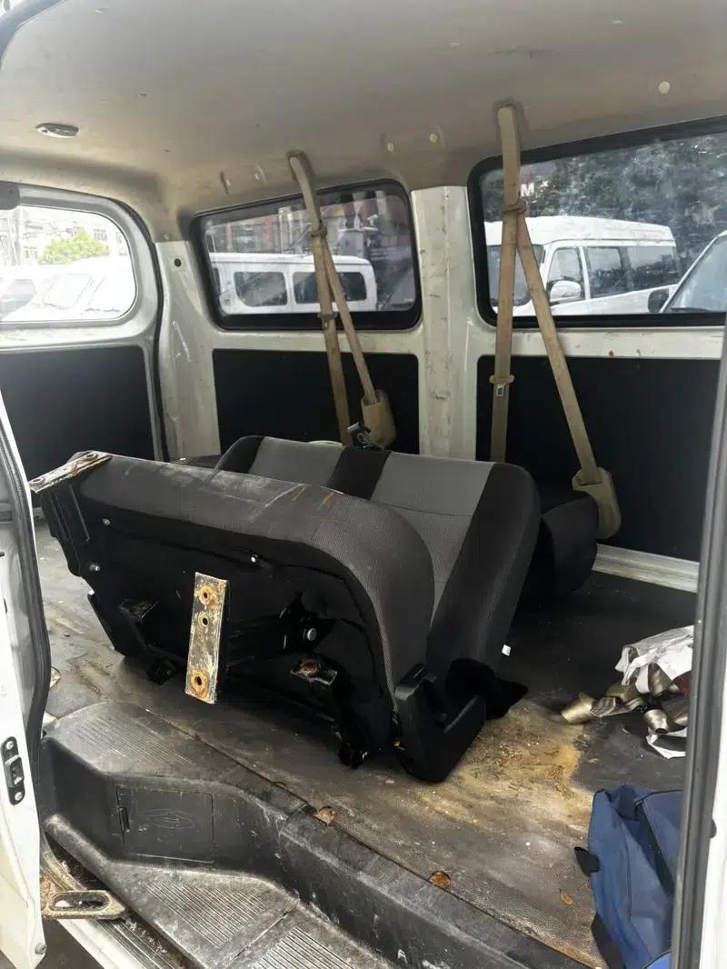 Ruixing EM80 2024 Comfort Model, Double Door, 6 Seats, 270km Range, 41.86kWh — миниатюра 12