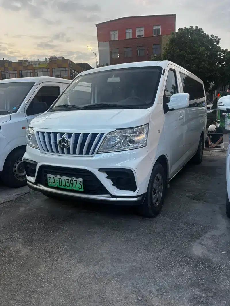 Ruixing EM80 2024 Comfort Model, Double Door, 6 Seats, 270km Range, 41.86kWh — миниатюра 9