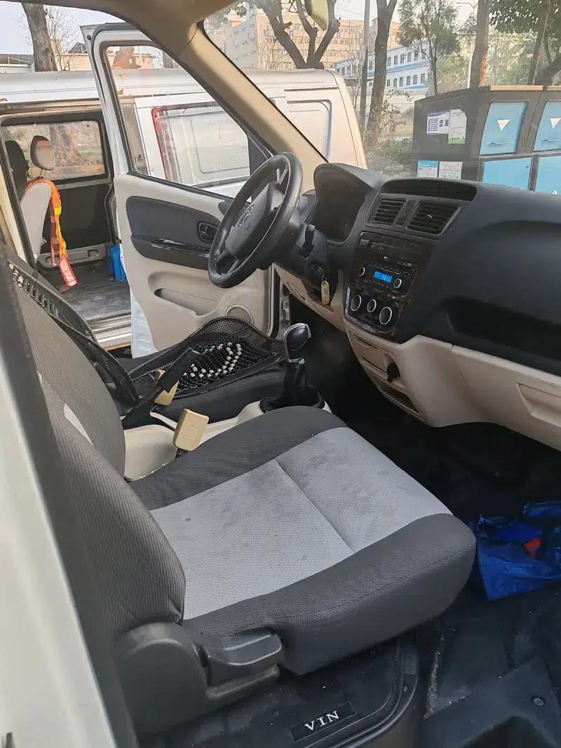 Ruixing EM80 2022 Model, Flat Top, Hatchback Door, 2 Seats, 60kW — миниатюра 8