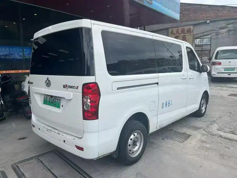 Ruixing EM60 2024 Comfort Model, Hatchback Door, 6 Seats, 270km Range, 41.86kWh — миниатюра 6