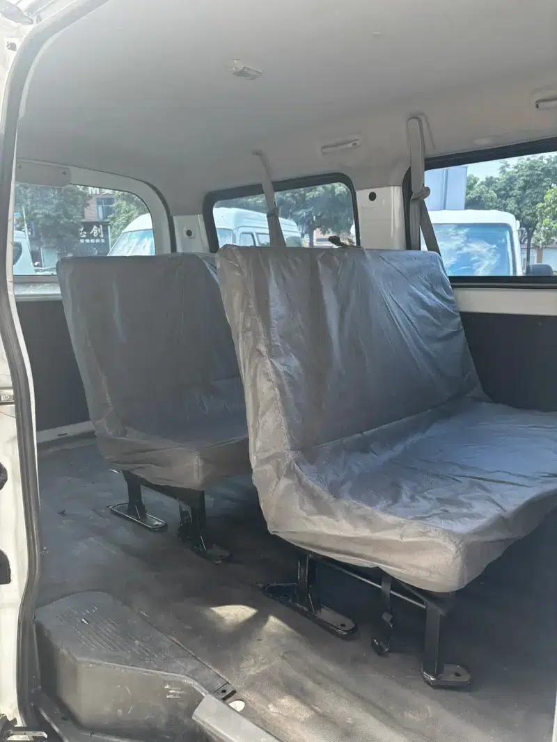 Ruixing EM60 2024 Comfort Model, Hatchback Door, 6 Seats, 270km Range, 41.86kWh — миниатюра 10