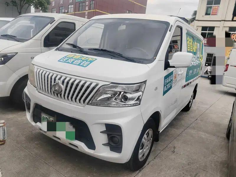 Ruixing EM60 2022 Pure Electric Van with Flat Top and Hatchback Door, 2 Seats, 60kW — миниатюра 1