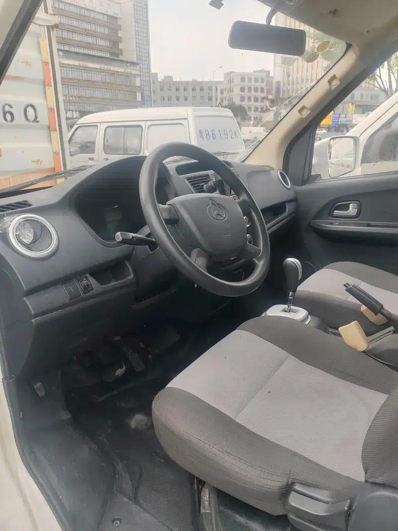 Ruixing EM60 2022 Pure Electric Van with Flat Top and Hatchback Door, 2 Seats, 60kW — миниатюра 8
