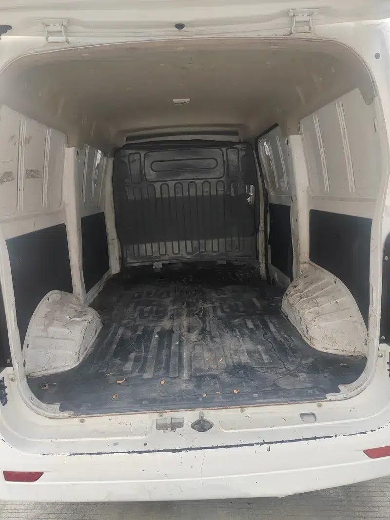 Ruixing EM60 2022 Pure Electric Van with Flat Top and Hatchback Door, 2 Seats, 60kW — миниатюра 9