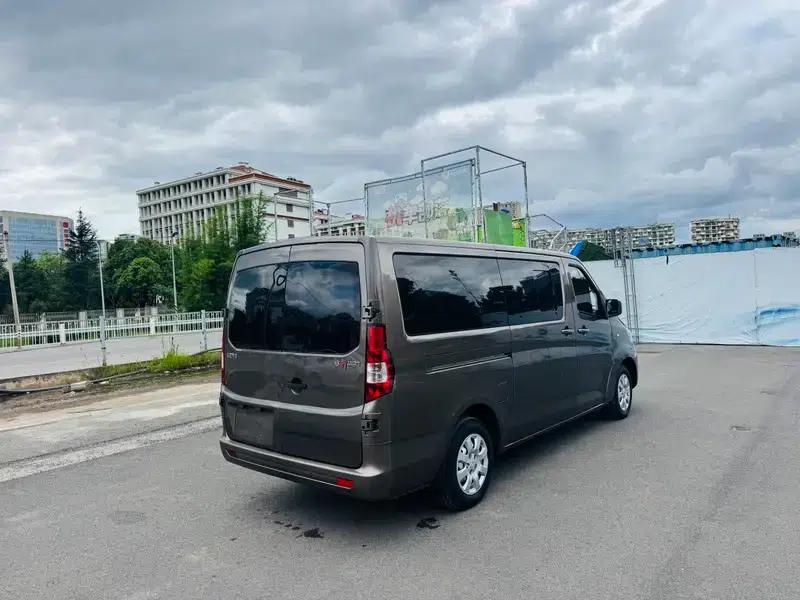 Ruixing M90 2016 2.0L Value Edition High Roof 6 Seats Double Door 4G94S — миниатюра 5
