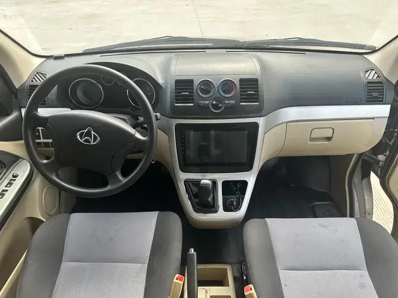 Ruixing M90 2018 2.0L Value Edition Flat Top Hatchback 6-Seater 4G94S — миниатюра 11