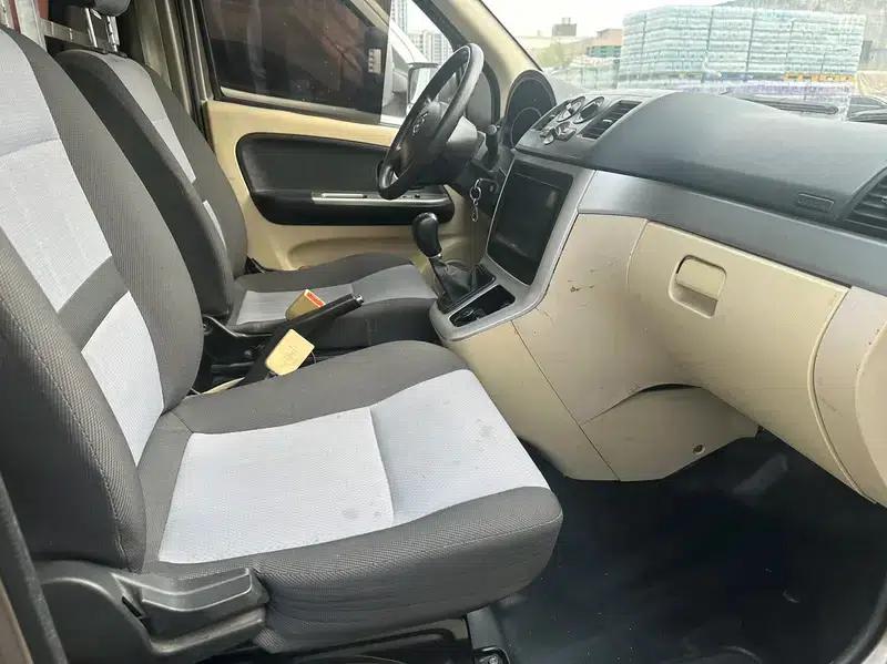 Ruixing M90 2018 2.0L Value Edition Flat Top Hatchback 6-Seater 4G94S — миниатюра 10