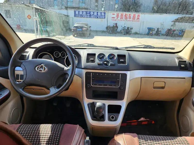 Ruixing M90 2016 2.0L Comfort Model 4G94S — миниатюра 7