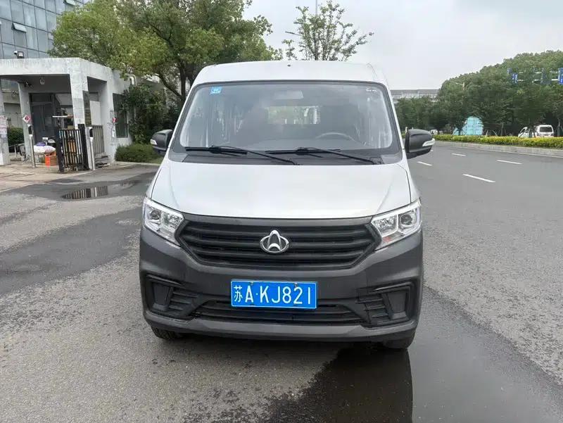 CrossStar V3 2023 1.5L Manual Gasoline Enjoyment 5-Seater Bus JL473QH — миниатюра 2