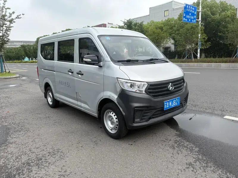 CrossStar V3 2023 1.5L Manual Gasoline Enjoyment 5-Seater Bus JL473QH — миниатюра 3