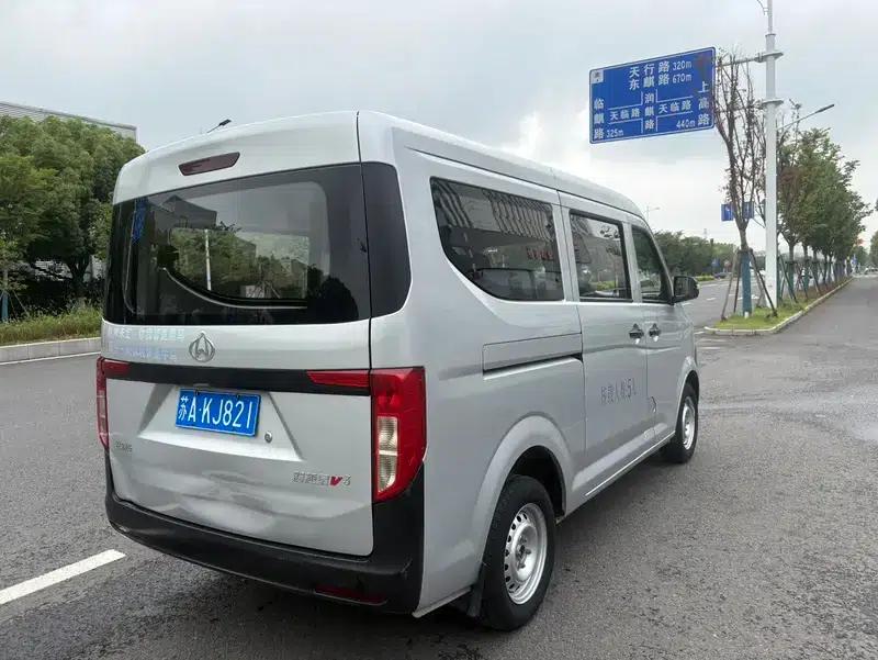 CrossStar V3 2023 1.5L Manual Gasoline Enjoyment 5-Seater Bus JL473QH — миниатюра 6