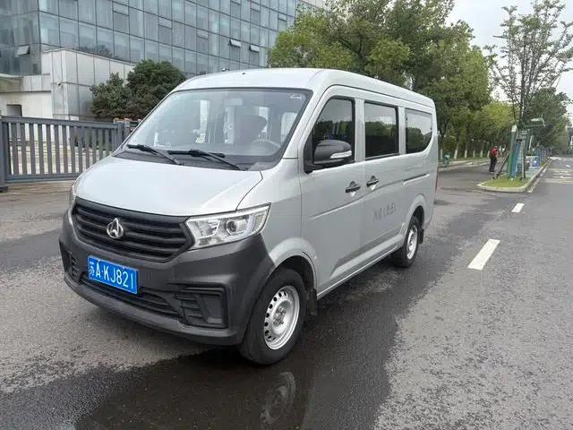 CrossStar V3 2023 1.5L Manual Gasoline Enjoyment 5-Seater Bus JL473QH