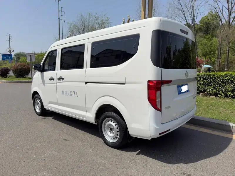 Crossstar V3 2022 1.5L Gasoline Luxury 7-Seater Bus JL473QH — миниатюра 3