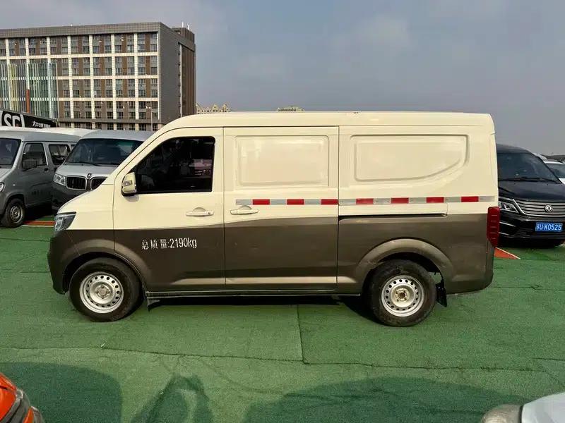 CrossStar V3 2022 1.5L Gasoline Comfort 2-Seat Van JL473QH — миниатюра 4