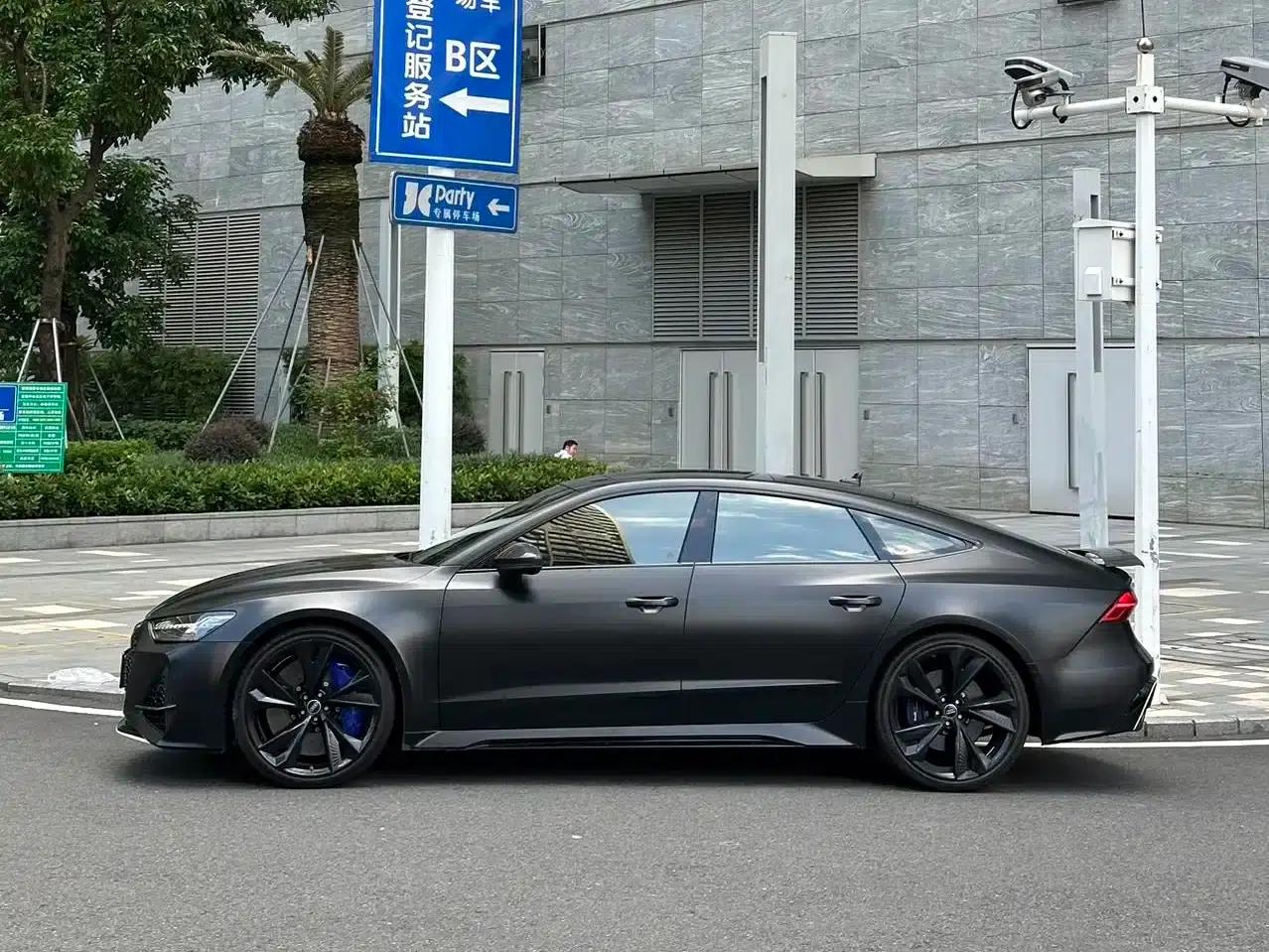 2021 Audi RS 7 RS 7 4.0T Sportback Premium Edition — миниатюра 3