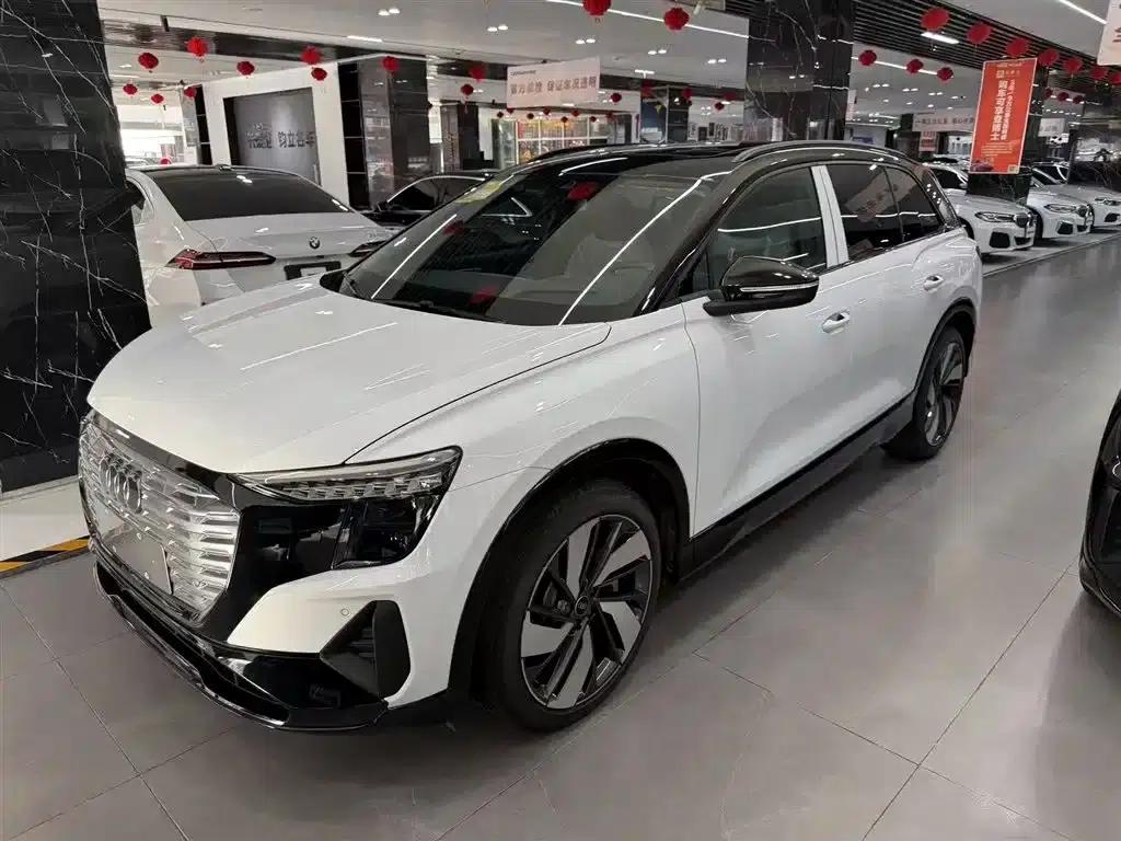 Audi Q5 e-tron 2023 Model 40 e-tron Shining Edition - Premium Outfit — миниатюра 2