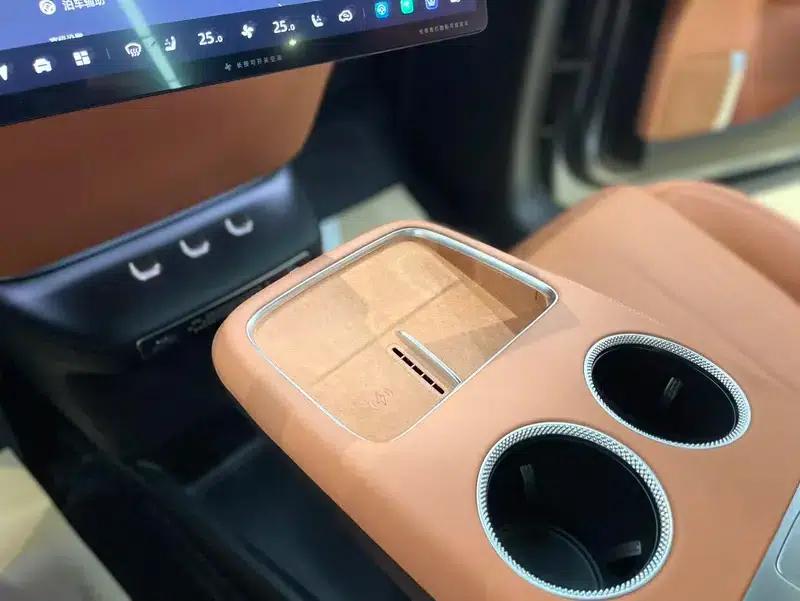 Changan Qiyuan E07 2024 Pure Electric 90kWh Ultra High-Performance Four-Wheel Drive — миниатюра 20