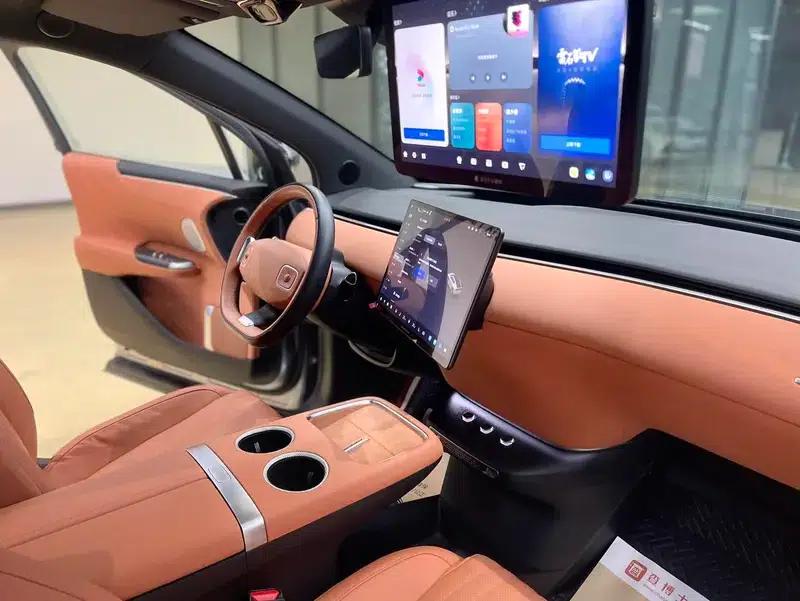 Changan Qiyuan E07 2024 Pure Electric 90kWh Ultra High-Performance Four-Wheel Drive — миниатюра 22