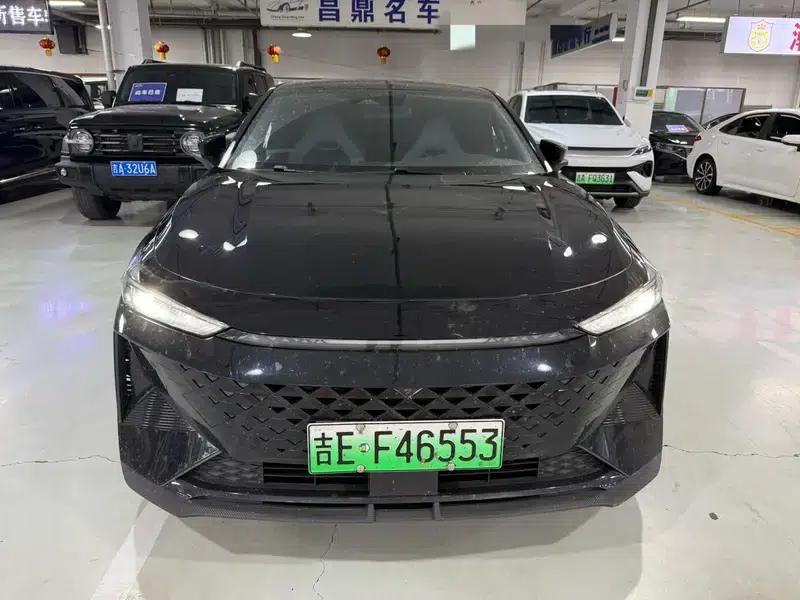 Changan Qiyuan A06 2023 1.5L Automatic Front-Wheel Drive 5-Seater Factory Custom Edition — миниатюра 2