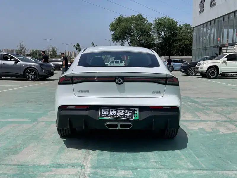 Changan Qiyuan A06 2023 1.5L Automatic Front-Wheel Drive 5-Seater Factory Custom Edition — миниатюра 5