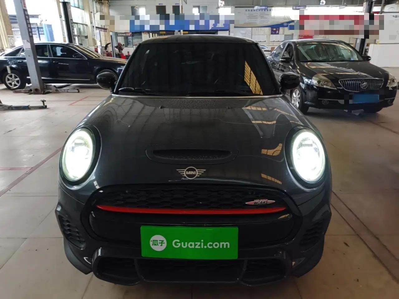 MINI JCW 2021 2.0T JOHN COOPER WORKS — миниатюра 2