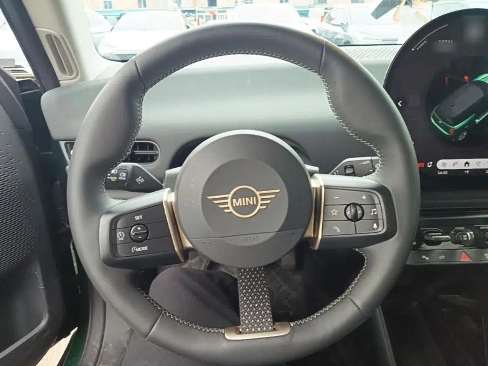MINI Electric COOPER 2024 456km COOPER E Classic Edition — миниатюра 18