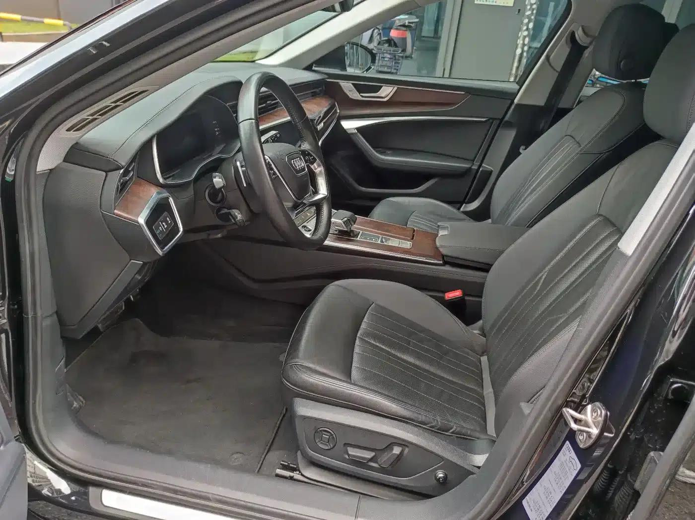 2021 Audi A6 allroad quattro Explorer 55 TFSI Premium Off-Road Model (Imported) — миниатюра 5