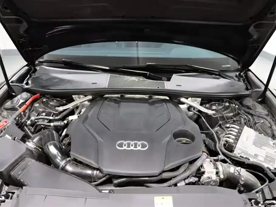 2024 Audi A6 Imported Allroad Quattro 55 TFSI Premium Off-Road Model — миниатюра 17