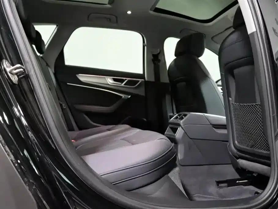 2024 Audi A6 Imported Allroad Quattro 55 TFSI Premium Off-Road Model — миниатюра 6
