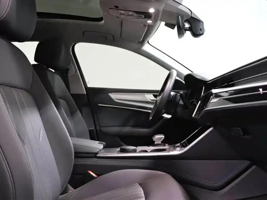 2024 Audi A6 Imported Allroad Quattro 55 TFSI Premium Off-Road Model — миниатюра 8