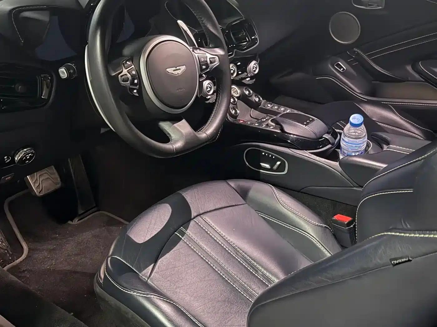 2018 V8 Vantage 4.0T V8 Coupe — миниатюра 11