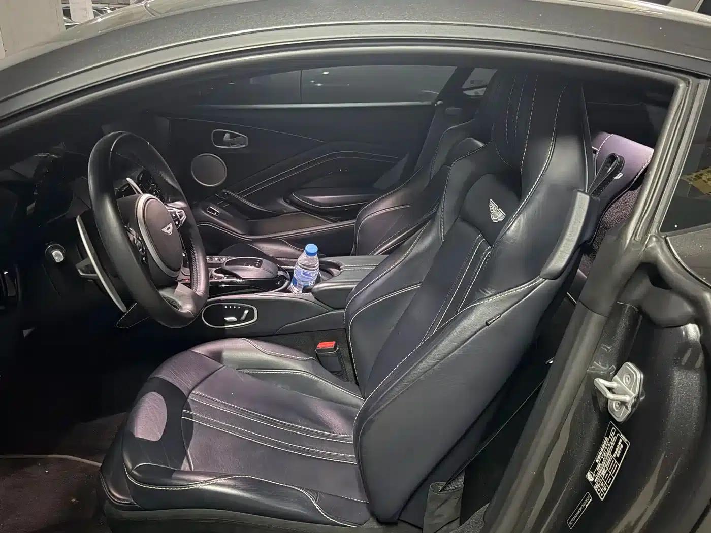 2018 V8 Vantage 4.0T V8 Coupe — миниатюра 10