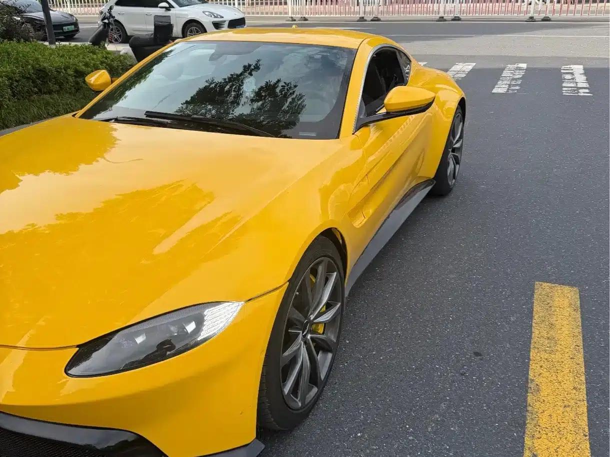 2018 V8 Vantage 4.0T V8 Coupe — миниатюра 3