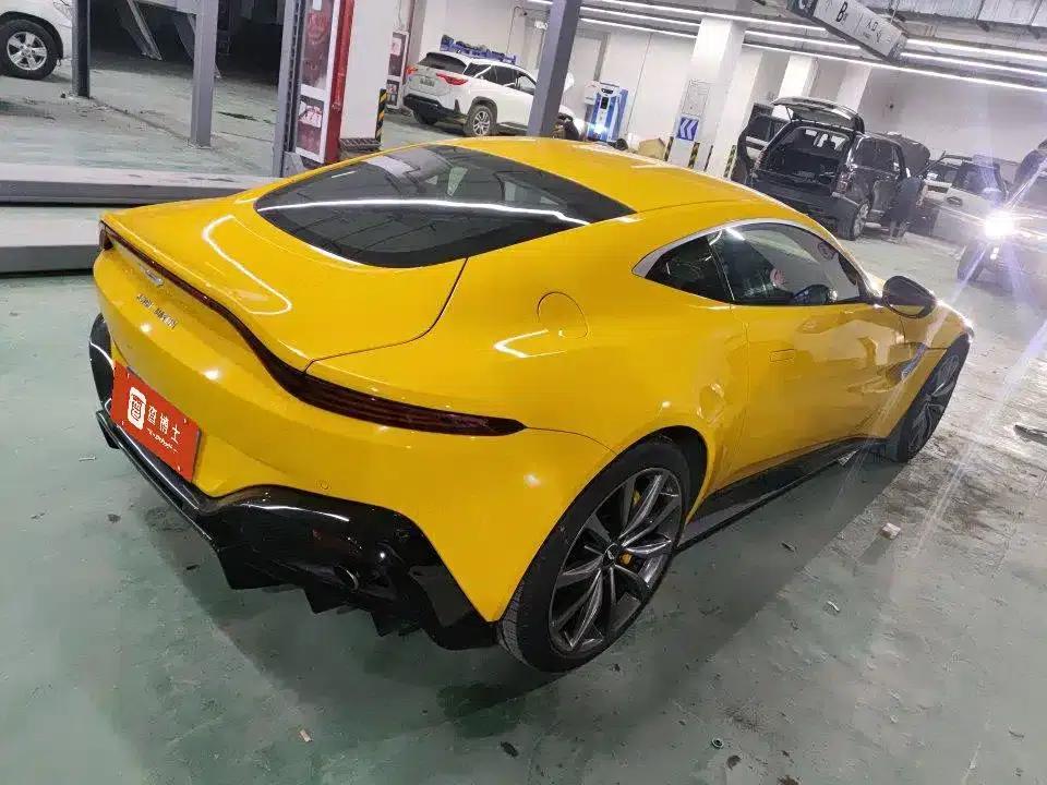 2018 V8 Vantage 4.0T V8 Coupe — миниатюра 6