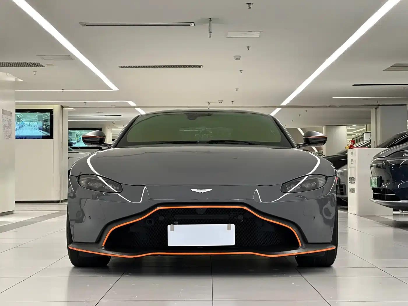 2018 V8 Vantage 4.0T V8 Coupe — миниатюра 2