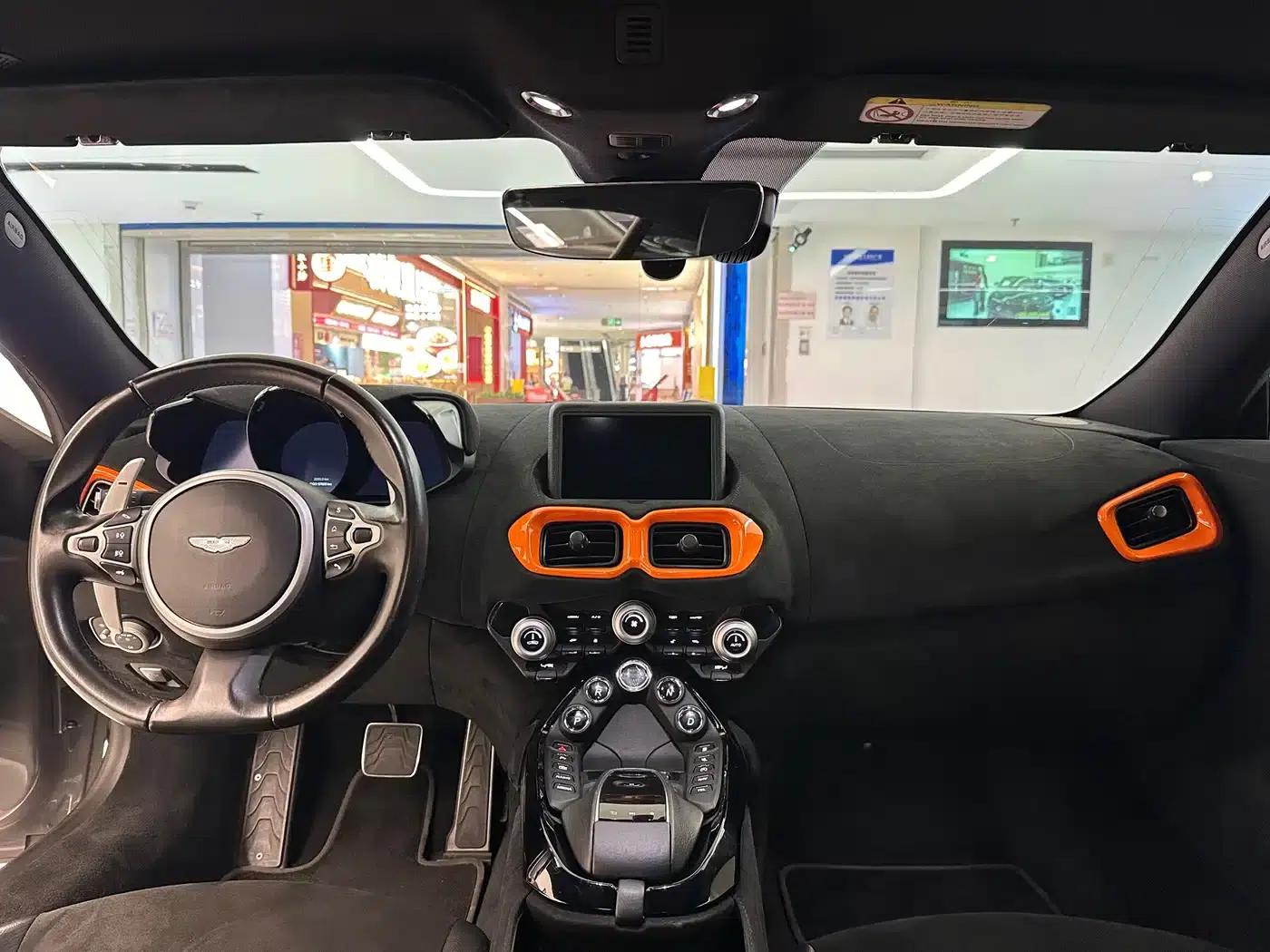 2018 V8 Vantage 4.0T V8 Coupe — миниатюра 13