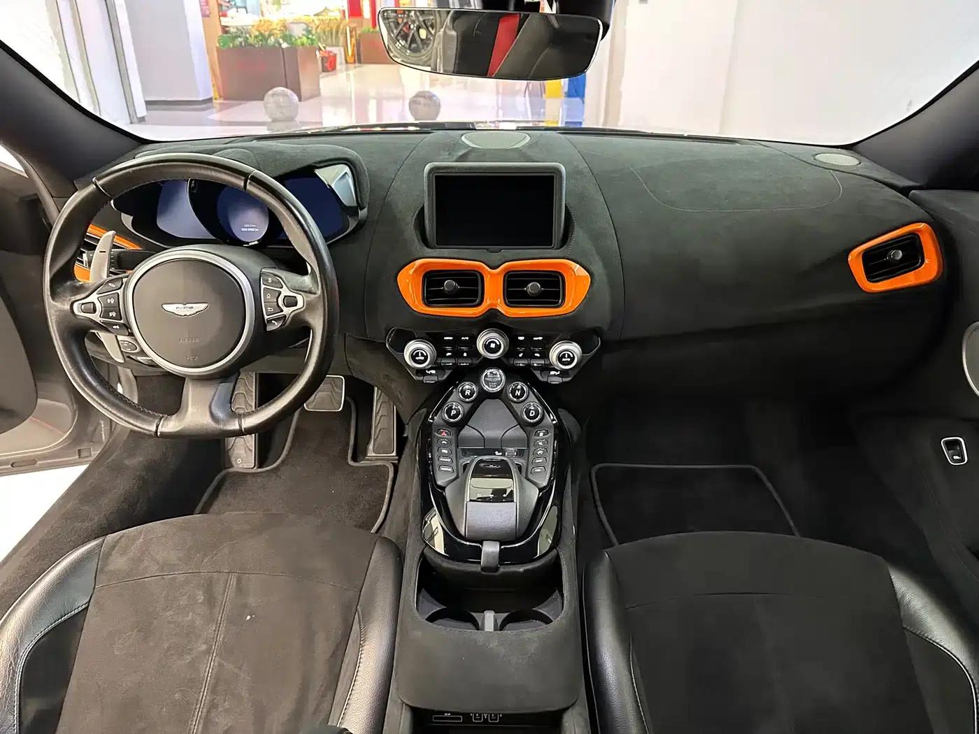 2018 V8 Vantage 4.0T V8 Coupe — миниатюра 14